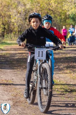 Детская и семейная гонка по велосипедному спорту